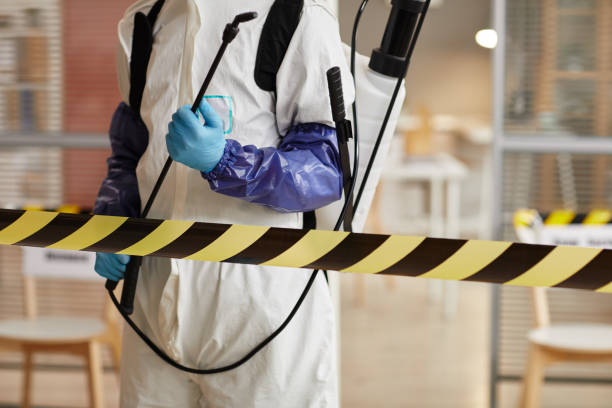 Professional Biohazard technician working in Mason City, IL